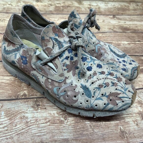 OTBT Shoes - OTBT Lunar Floral Women 9M Comfort Sneaker Off The Beaten Track Perforated Shoes